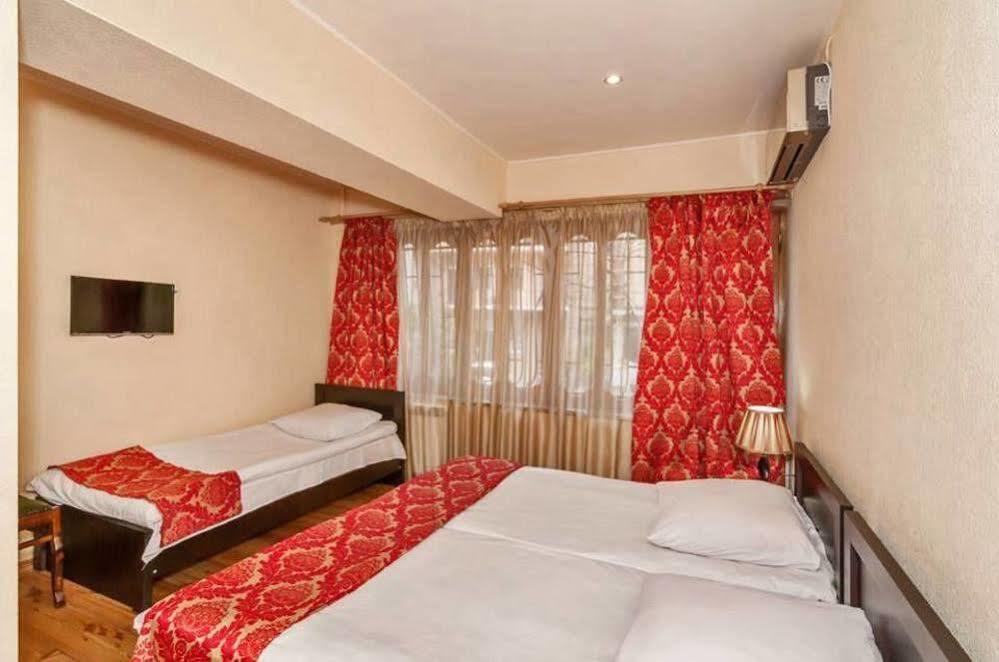Hotel Vip Tbilisi Exterior foto
